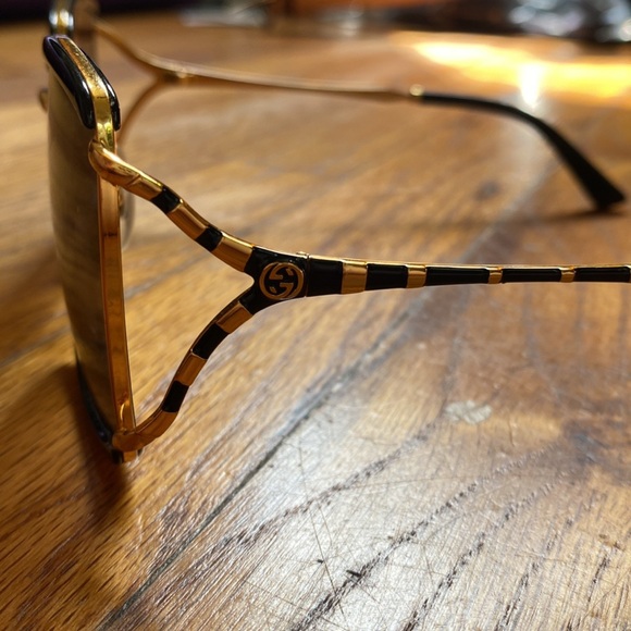 Gucci oversized square sunglasses - Picture 15 of 17
